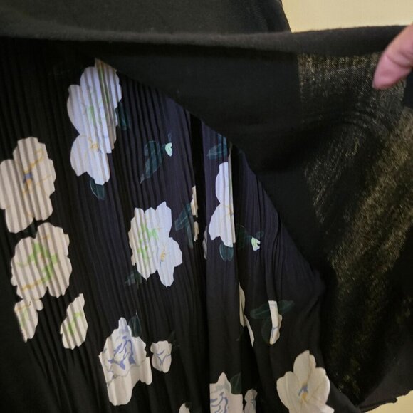 Club Monaco Vinchenda Mock Neck Sweater Merino Wool Split Back Size S - Picture 5 of 6